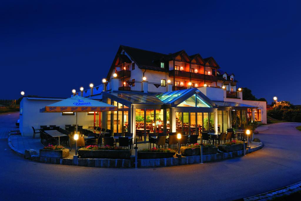 Panorama-Hotel Am See Neunburg vorm Wald Esterno foto